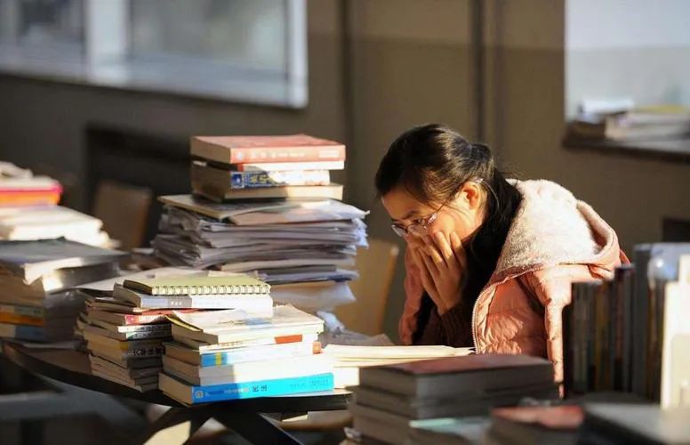 文科生,如何在AIGC时代找到价值|对话喻国明