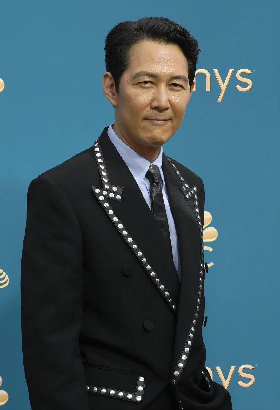 艾美奖红毯女星礼服图片,2019红毯艾美奖