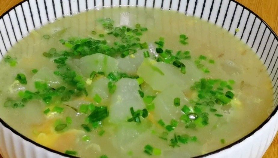 三伏天少吃寒瓜多吃4种凉瓜,三伏天里常吃的三种瓜