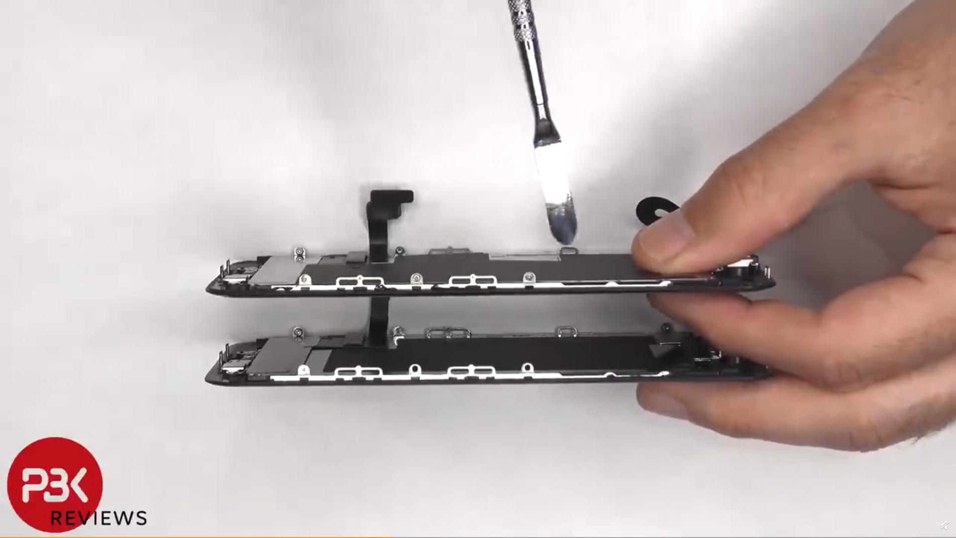 拆解iPhoneSE！电池加大200毫安，基带缩水，外媒只给打5.5分