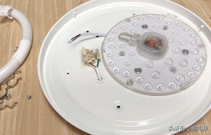 灯具怎么选择色温范围,灯具怎么选择色温范围图解