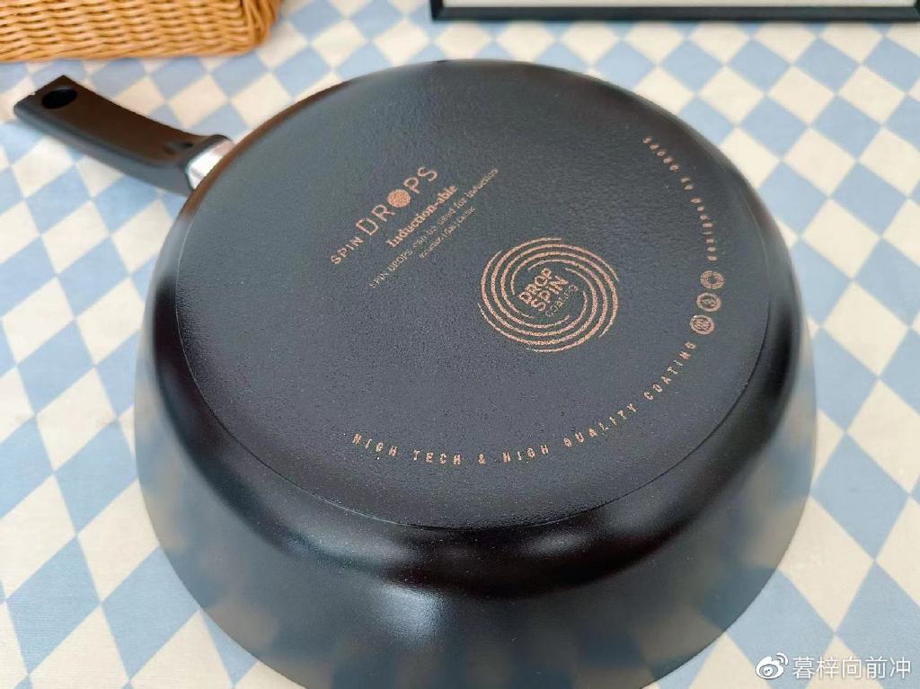 什么材质的锅不粘锅又耐用,刚买回来的锅好用又不粘锅无烟