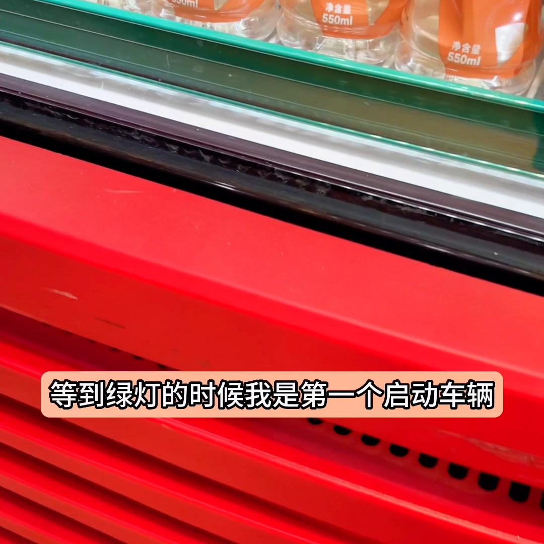 哈开了一家零食店。养老的好去处#零食