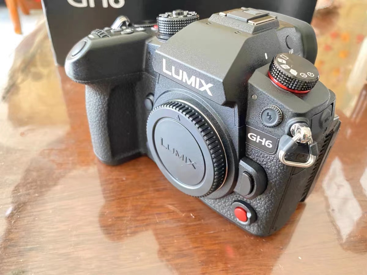 哪款m43微单相机性价比最高,买m43还是全画幅微单