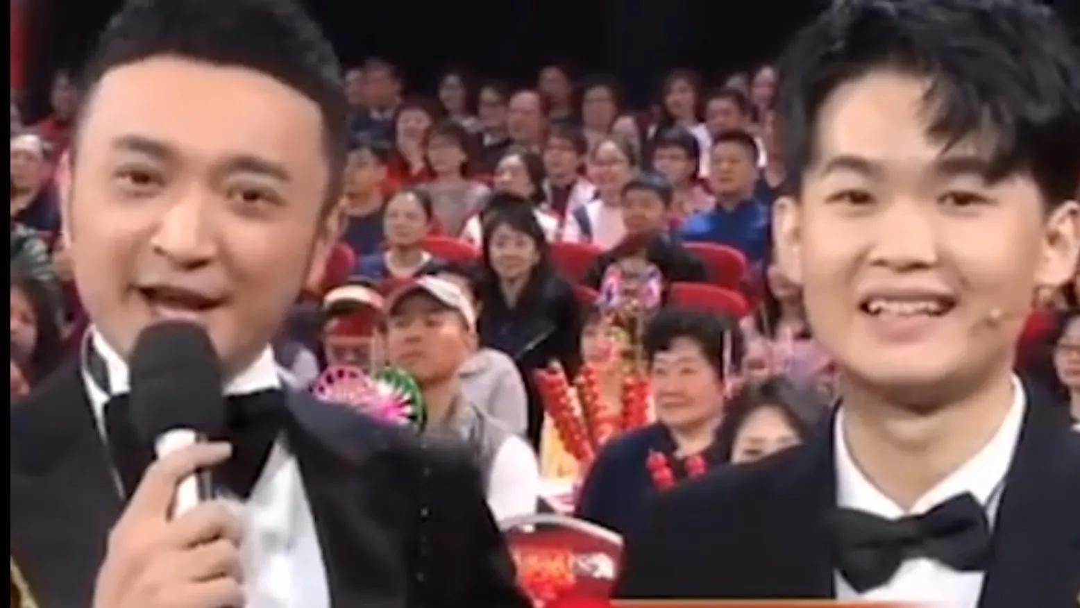 男子苦练撩妹绝技年入千万,小伙自创撩妹绝活