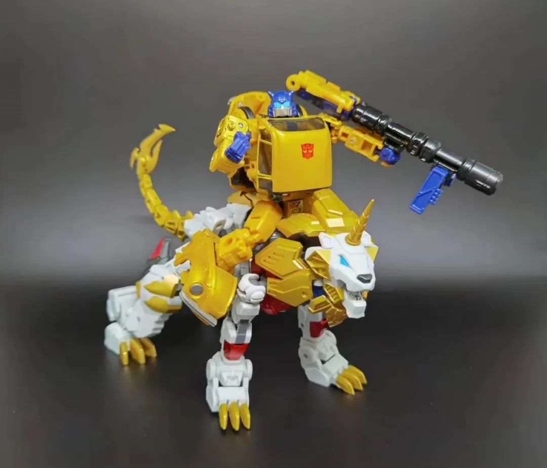 盘古模型白狮,盘古模型白狮擎天柱