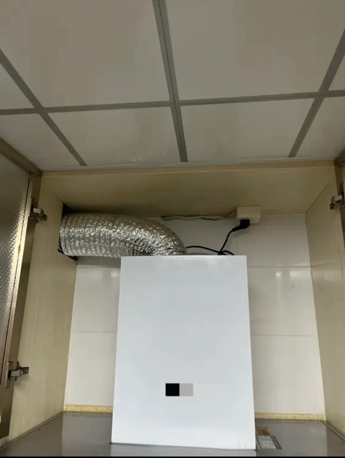 更换抽油烟机旧的先卸哪个部位,老式顶吸式油烟机滴油管更换