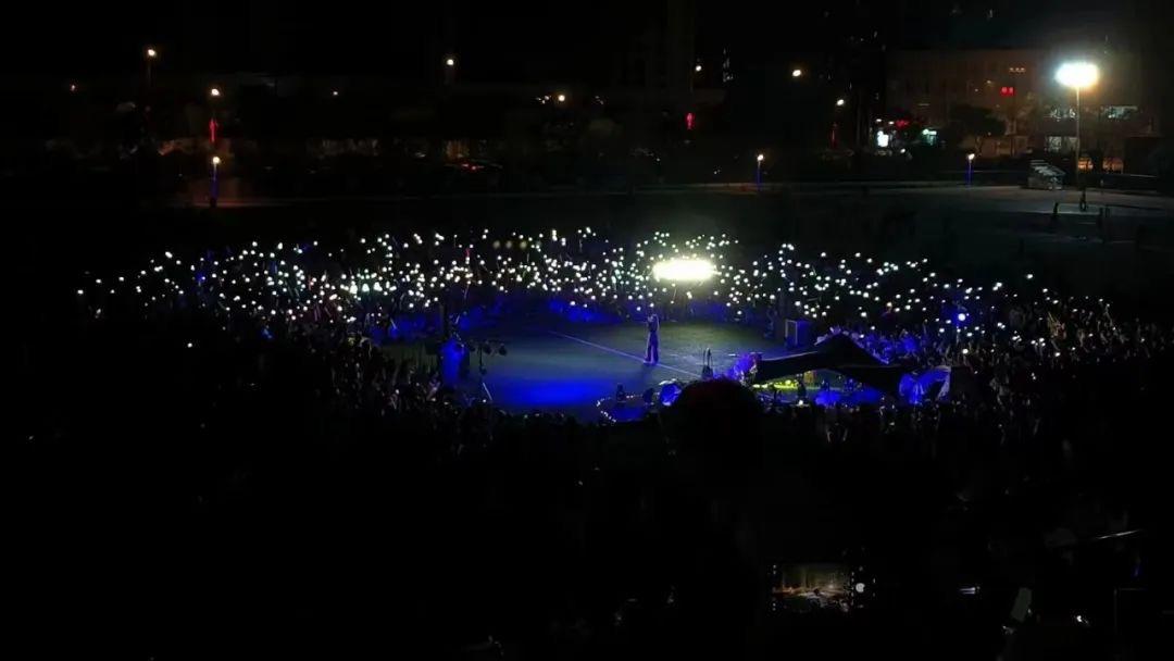 河南大学音乐节,河南科技大学草坪音乐节完整版