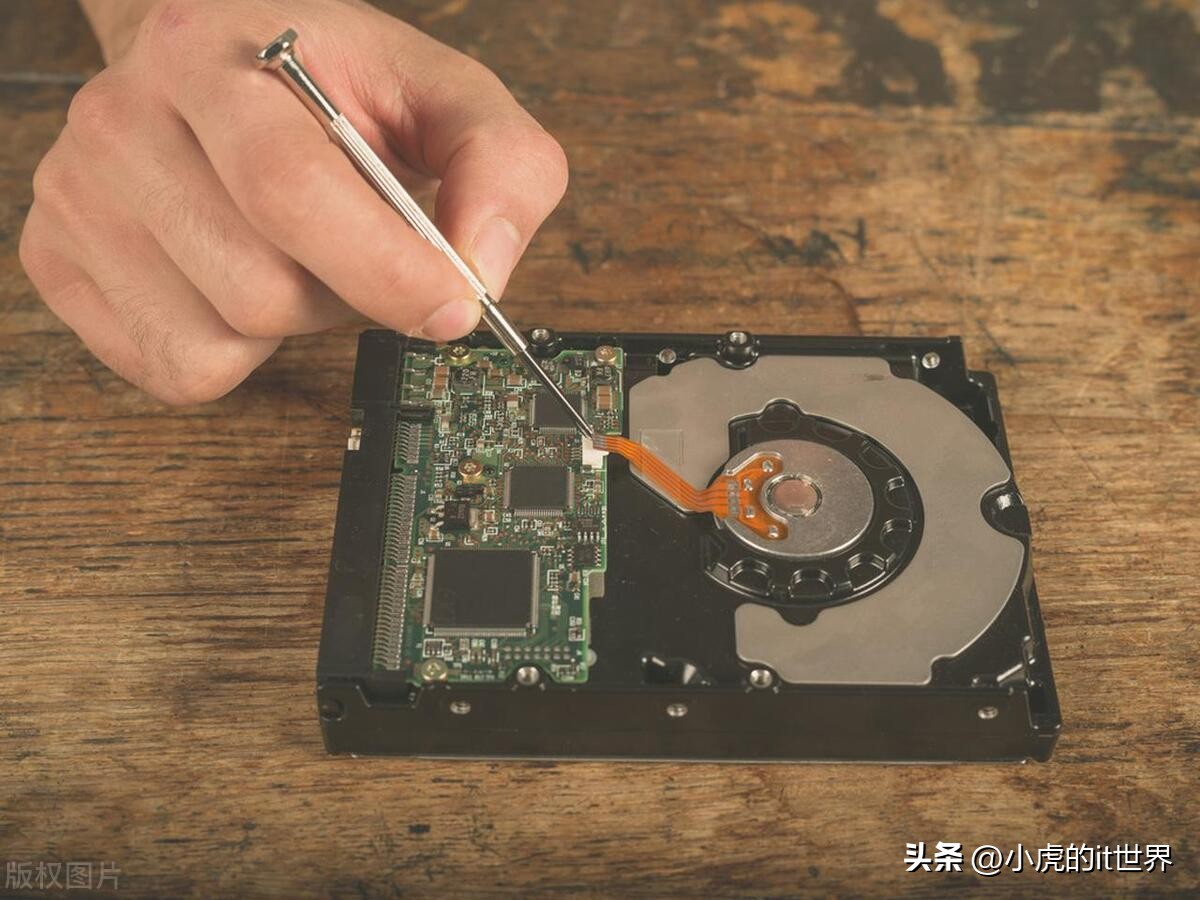 微型计算机硬件系统的基本组成是,组成计算机硬件系统最基本的部分