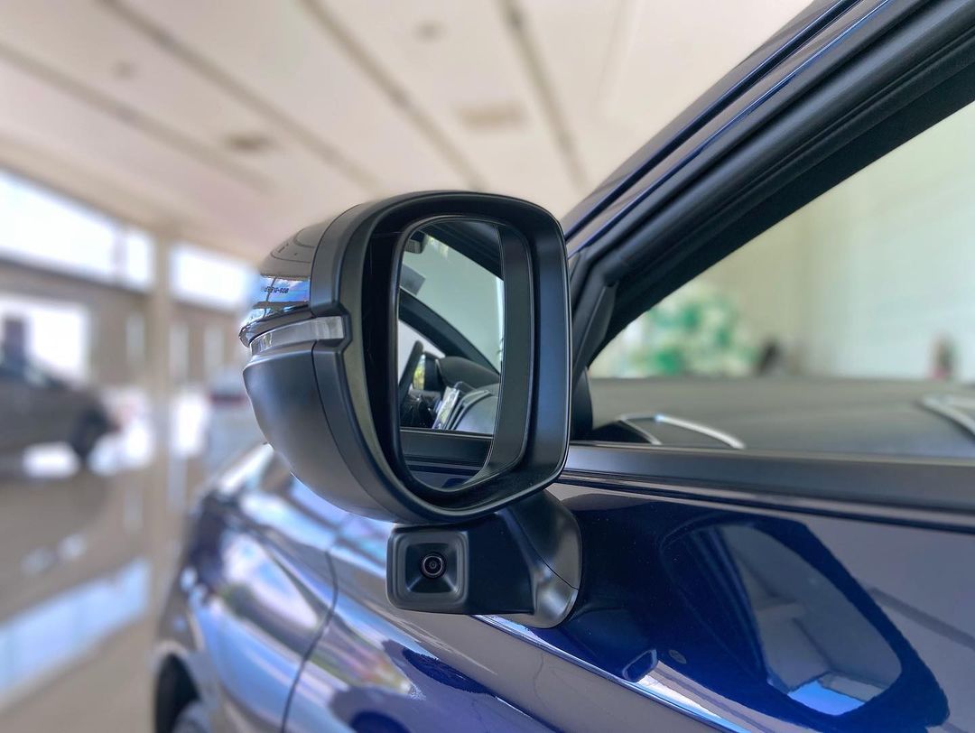 实力超越桑塔纳！新款本田CITY进店！油耗5.4升，或售7.8万，帅气