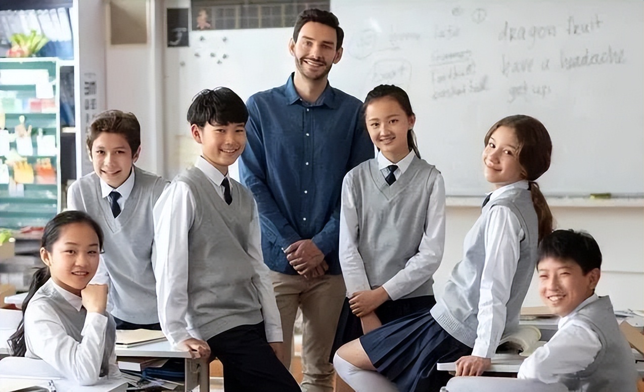 14岁叛逆和17岁叛逆有什么区别,17孩子叛逆怎么办