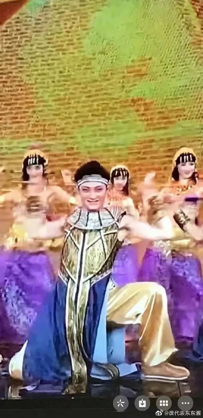 这摄影师是个抓拍鬼才|冷段子2068