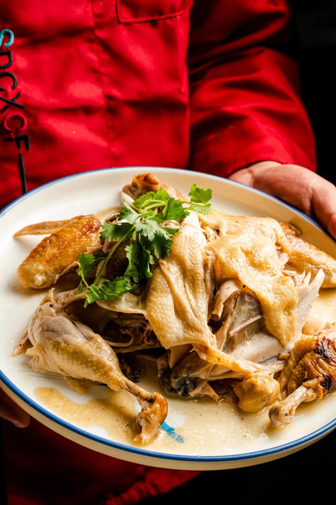 “搞什么，这大排档开到9点，老板就叫我走？”