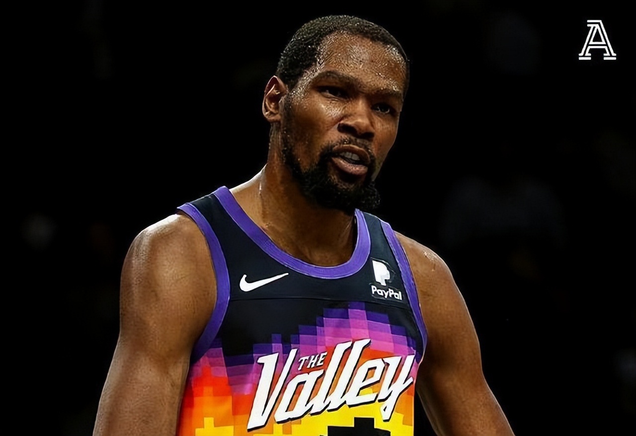 杜兰特10米三分,杜兰特天王山无解三分干拔