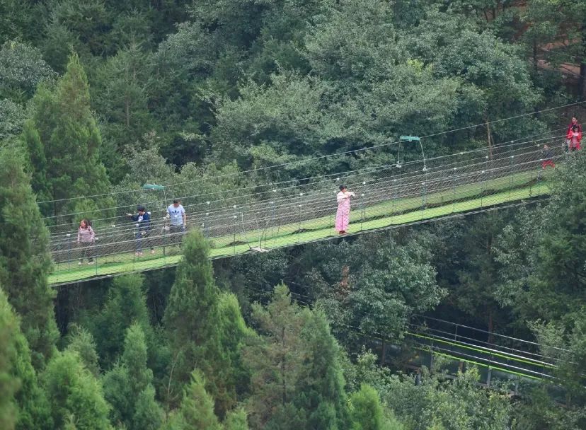 昆明国庆周边游露营,昆明春游露营的地方