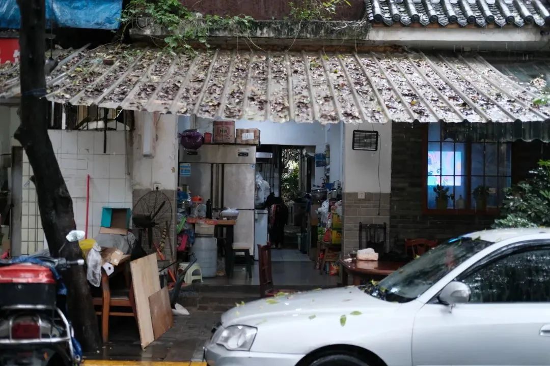 烂偏偏冷锅串串成都店,烂偏偏冷锅串串德阳店