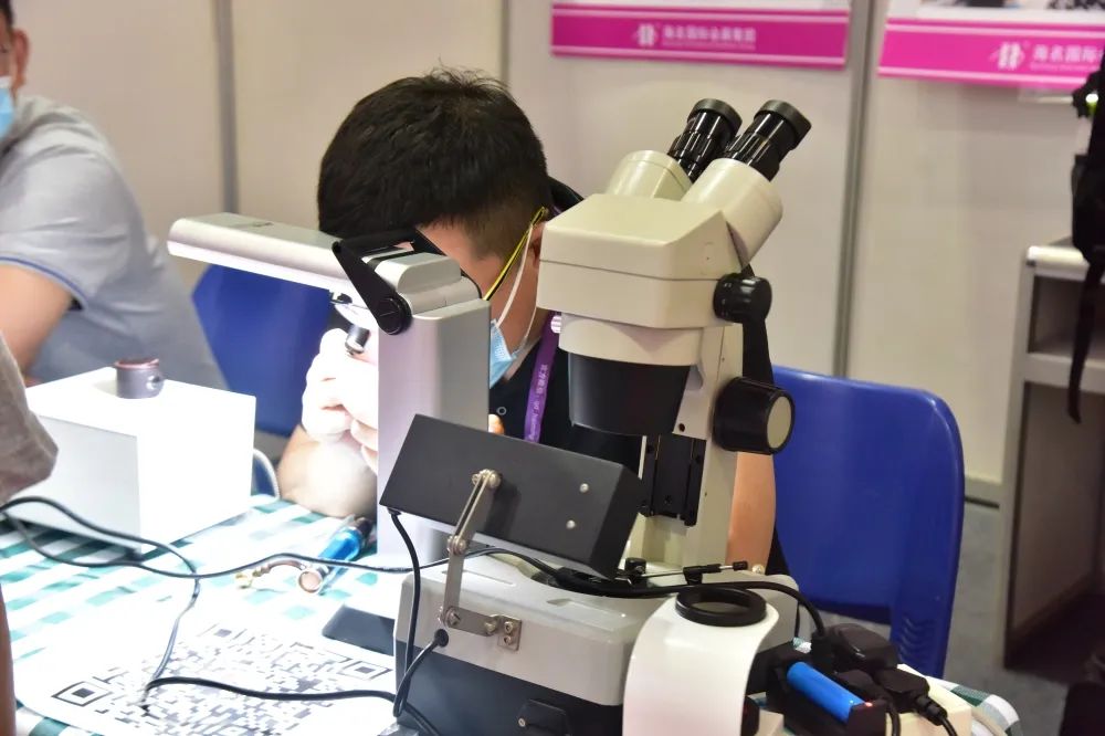 你购买的翡翠是“假噱头”还是“真实料”？搞快！赶紧来学习