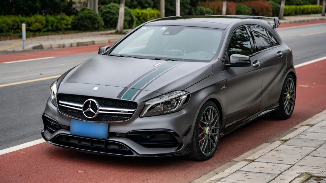 amg车队衣服,amg车队的衣服