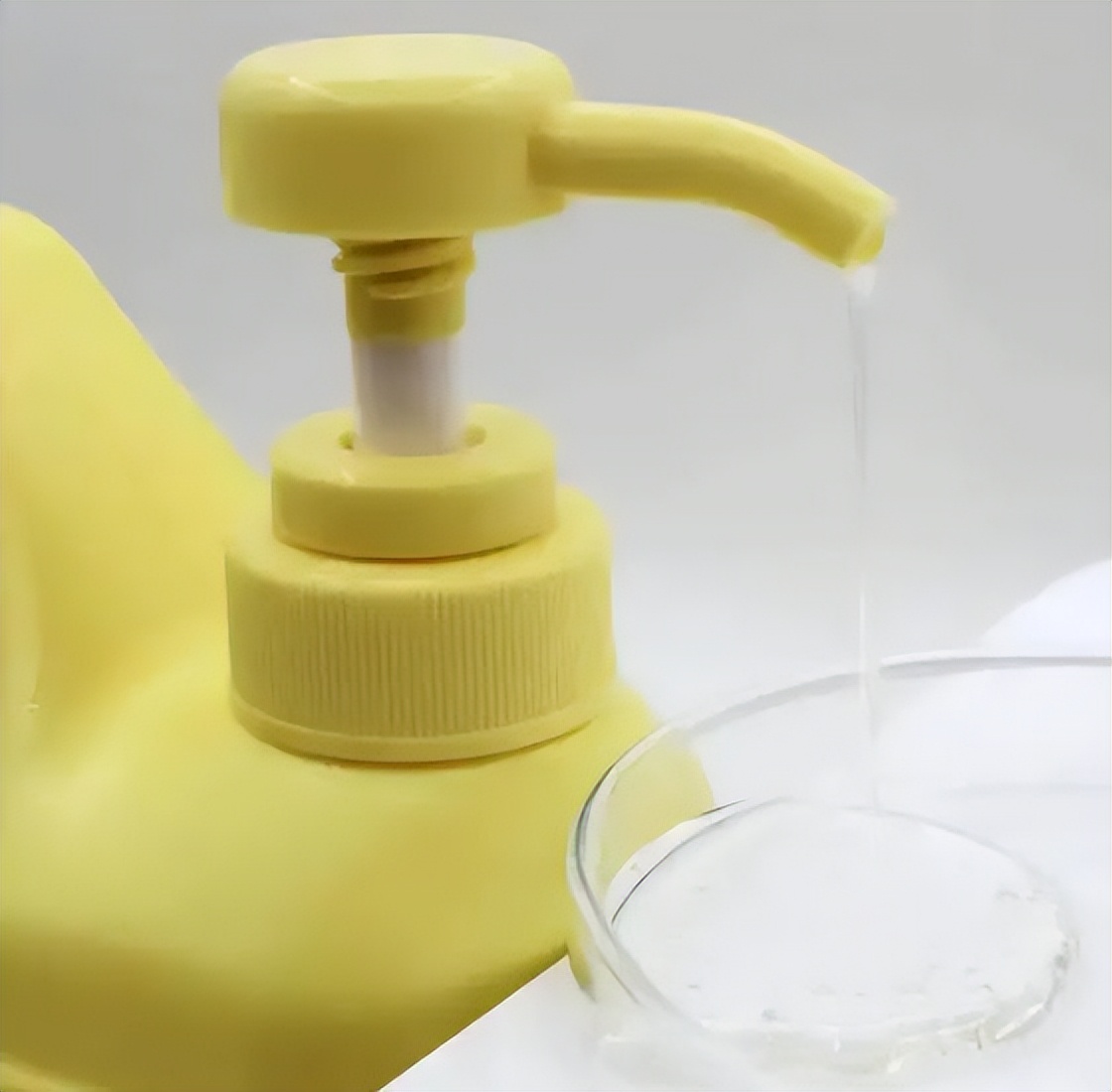 洗洁精对人体到底有没有危害实验,洗洁精对身体有危害吗