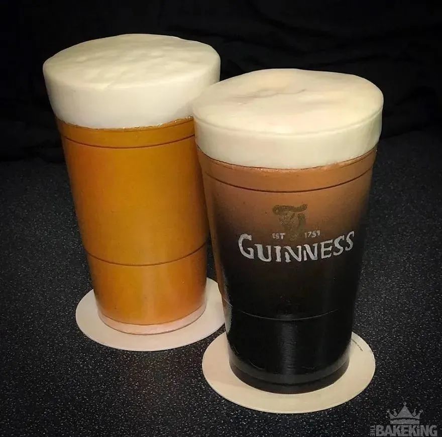 外国小哥制作魔法蛋糕,人体模型蛋糕