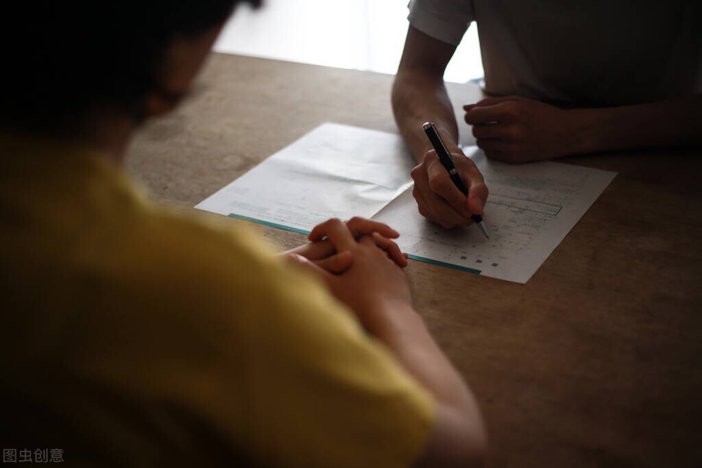 怎么在网上起诉离婚抚养权,怎么在网上起诉离婚的流程