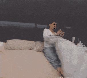 “无意中在女同事车上发现的，这是用来干嘛的？”网友们内涵了！