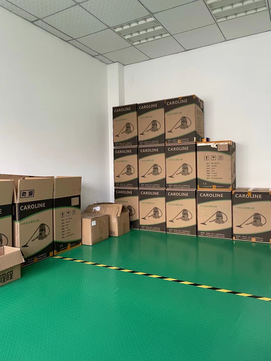 洁净区可以用吸尘器吗,工业级吸尘器可以吸水吗