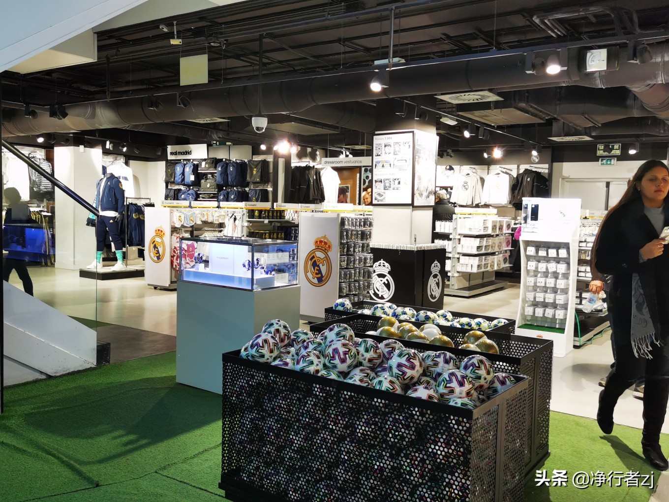 冬日暖阳拔“牙”记（二十六）马德里：朝圣不可思议伯纳乌