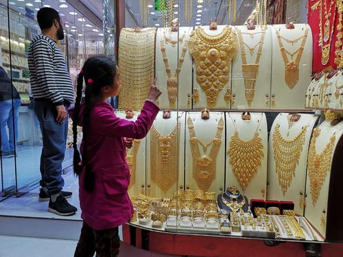 无论什么黄金，只需一根针，黄金真假马上现原形，非常实用