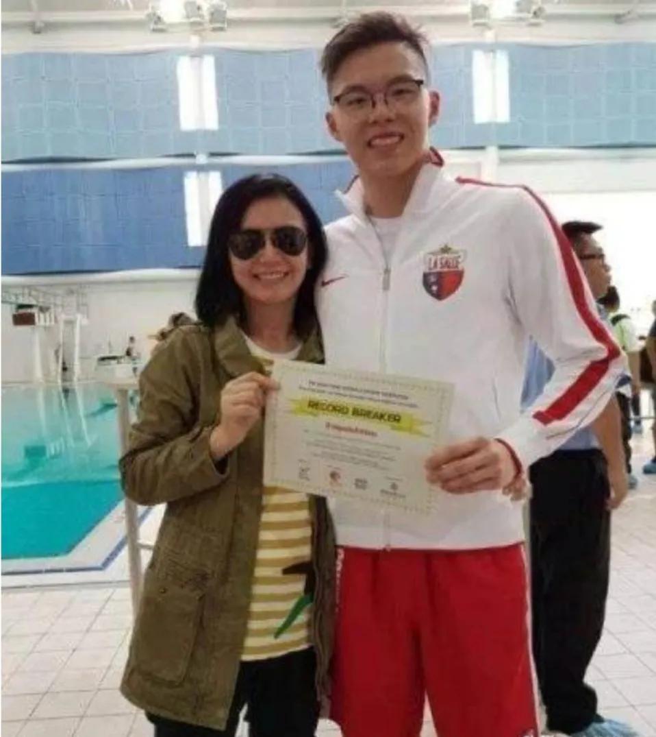 梁朝伟曾华倩靓仔,曾华倩梁朝伟年轻图片