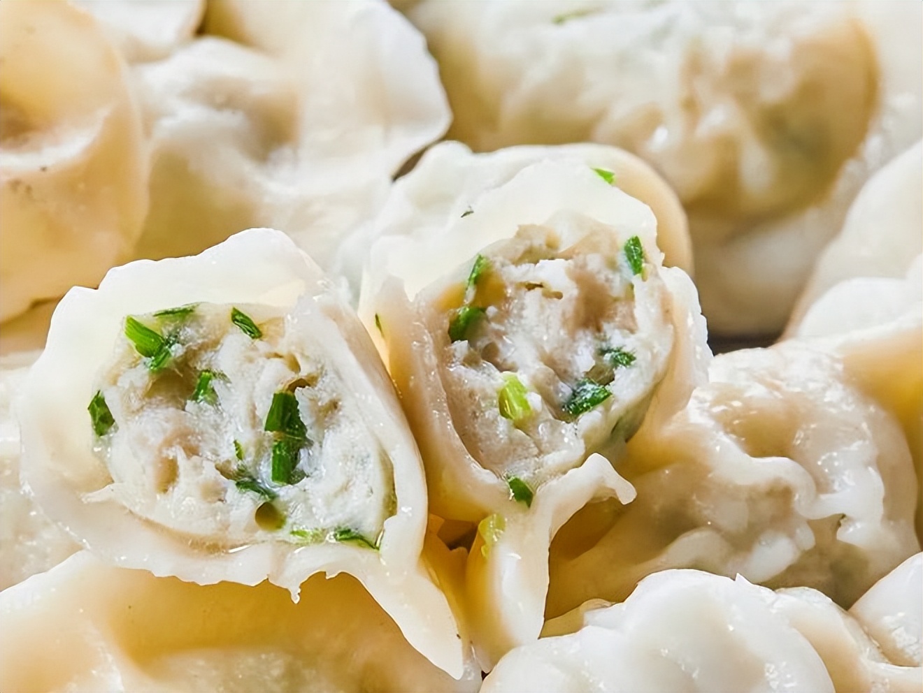 济南和青岛哪里旅游人多,青岛和济南旅游哪里人少