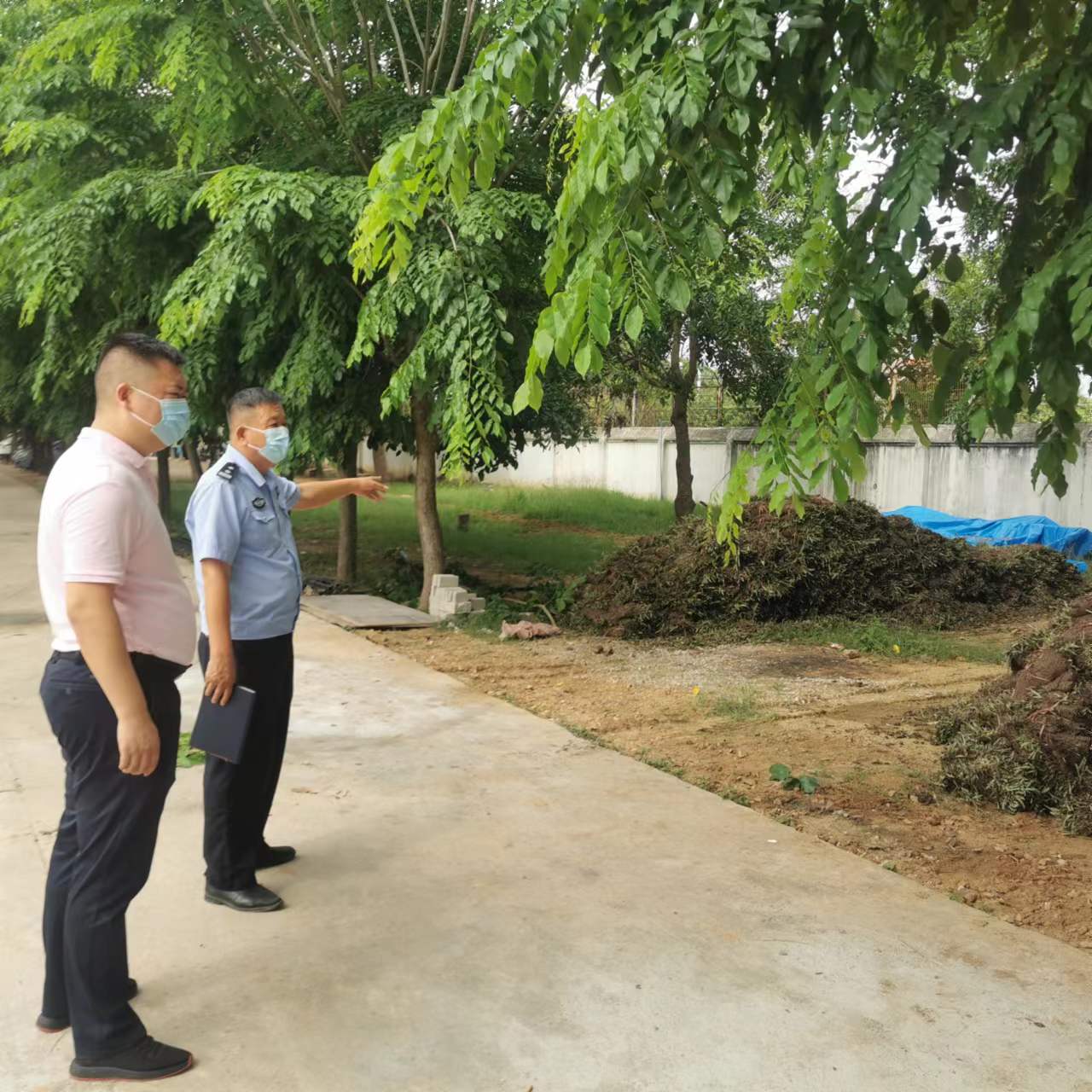 战疫一线公安事迹,疫线风采老民警