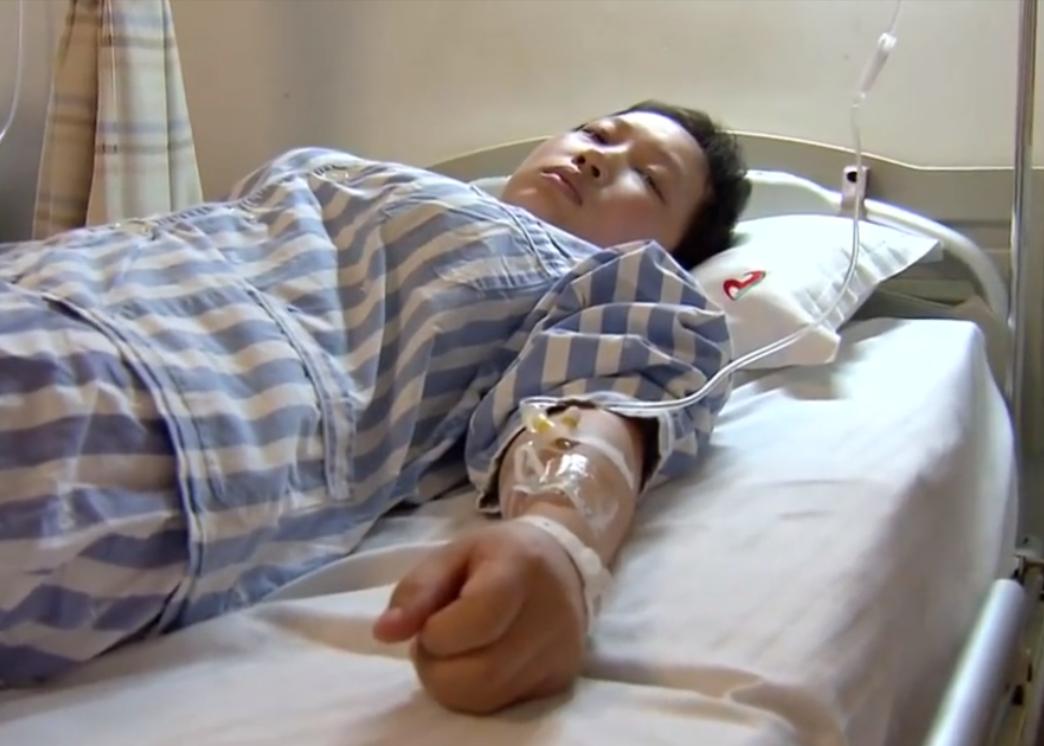 妻子患癌丈夫拒绝治疗完整版,妻子查出癌症晚期丈夫不愿给看