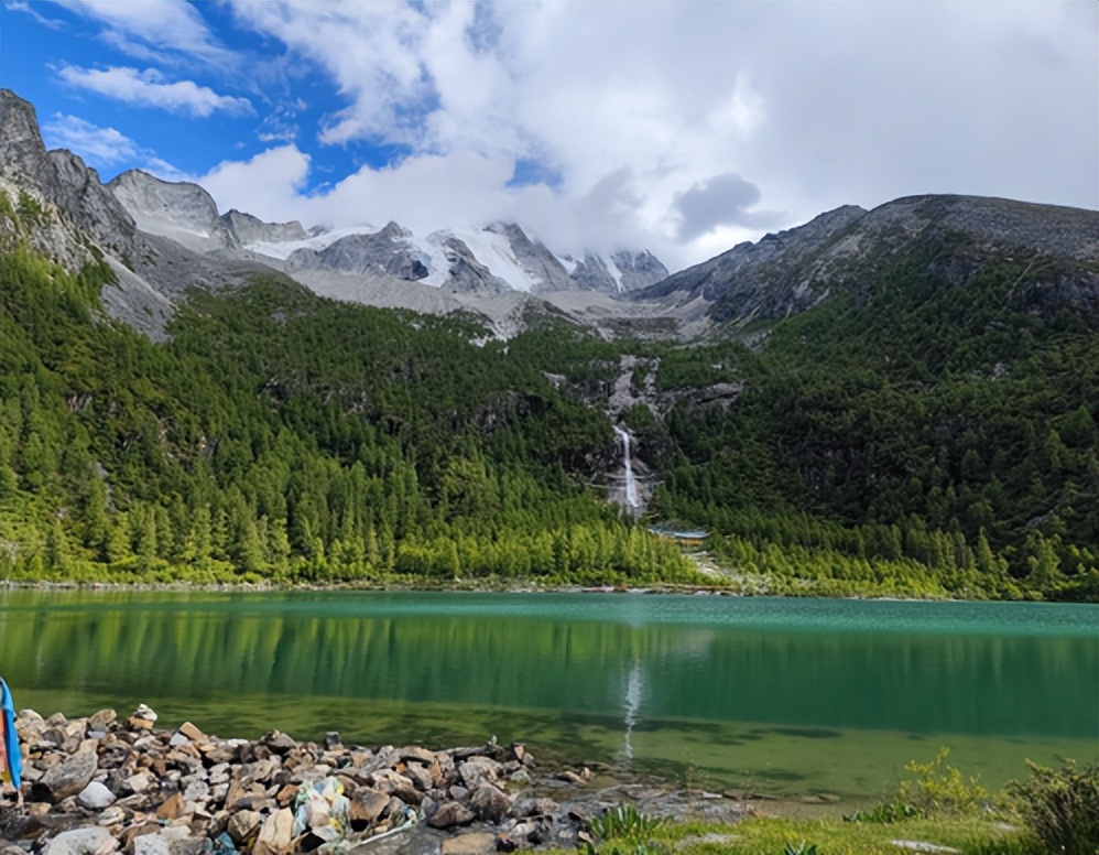 让人魂牵梦绕的雪山秘境,最美的雪山秘境