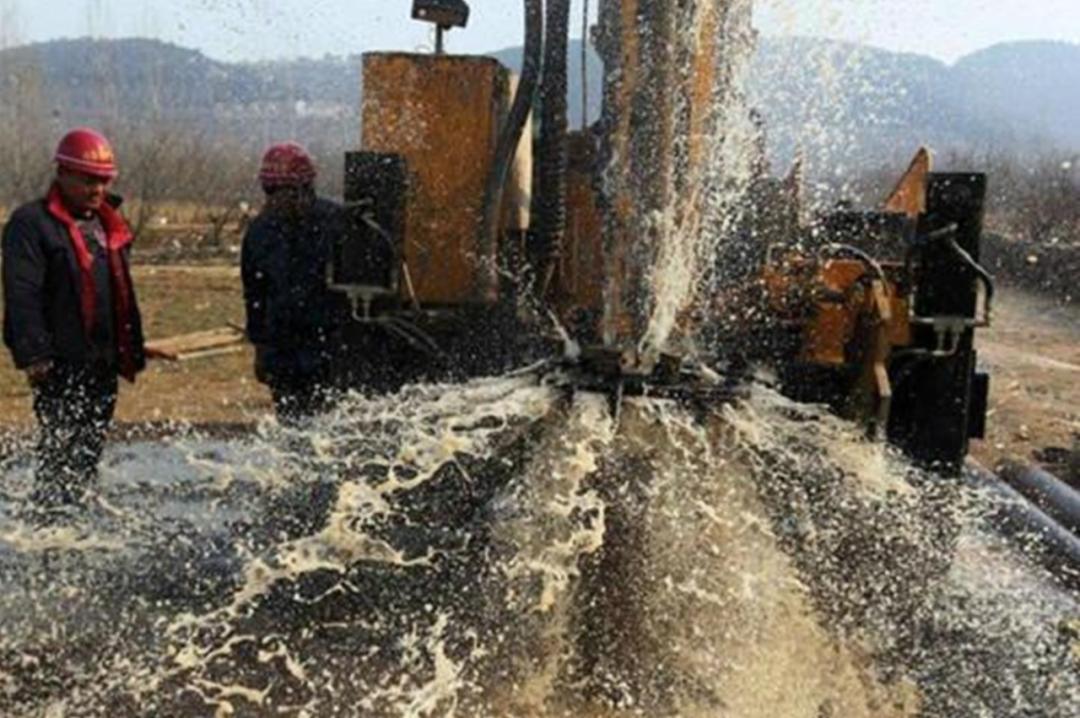 怎么打井找水源最简单的方法,找水源打井口诀