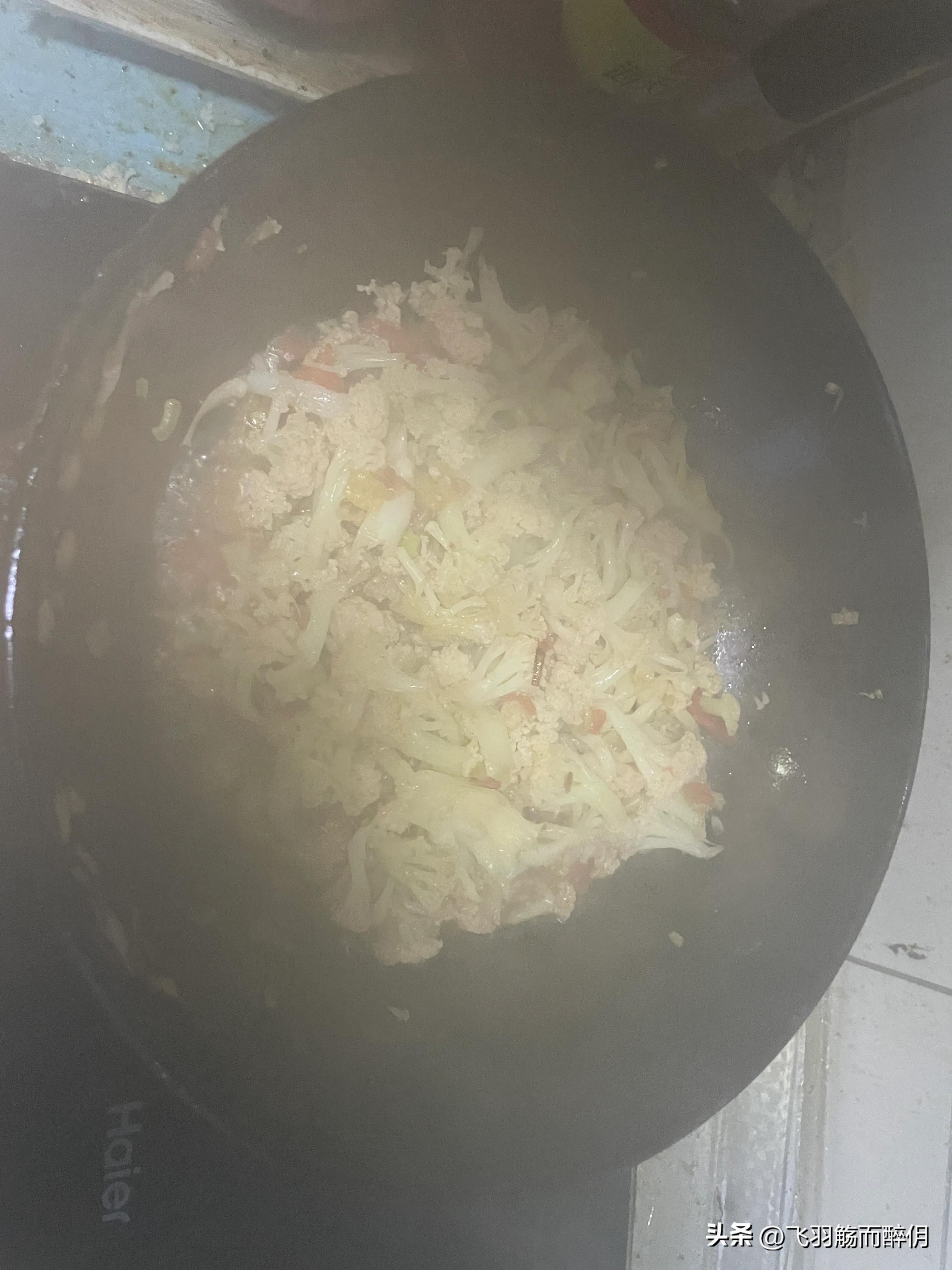 菜花里有虫子不好清洗,教你一招,做出来的菜花又好吃又干净