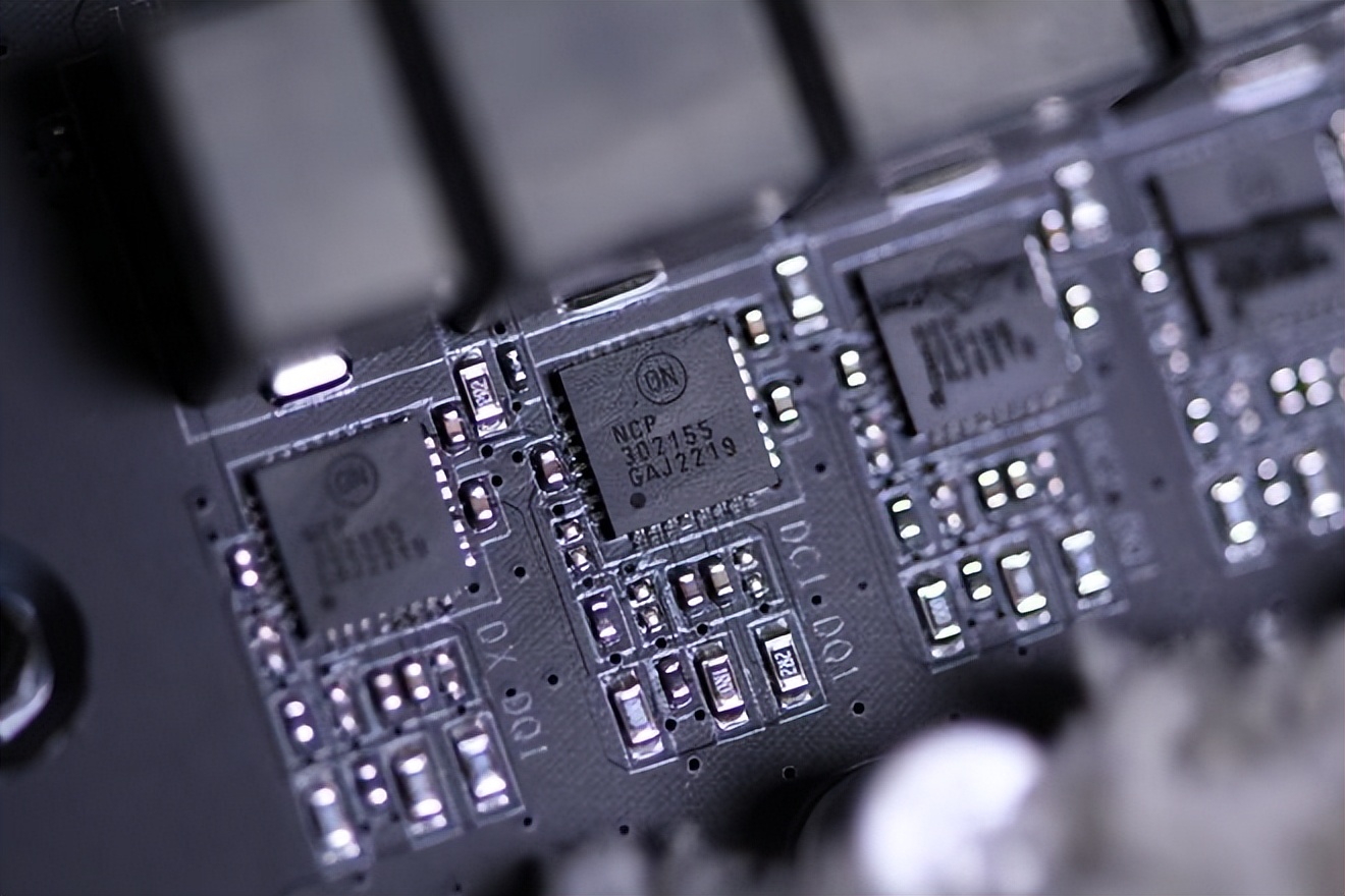 ddr5高时序和低时序玩游戏,ddr5怎么降延迟