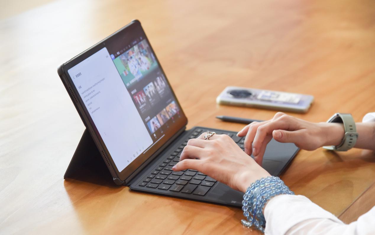 联想小新PadPro12.7英寸测评,联想小新padpro12.7平板王者测评