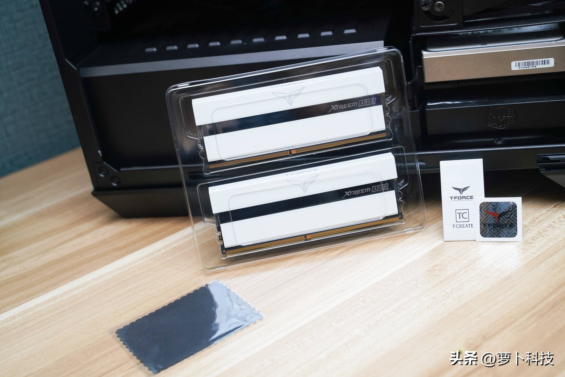 十铨梦境内存条测试,十铨梦境ddr44000c14