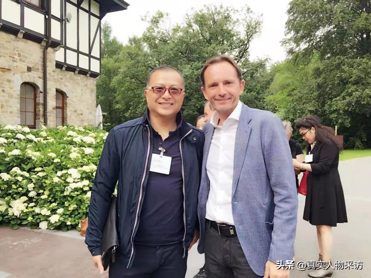 我上海人,比利时一家人花200万移民中国