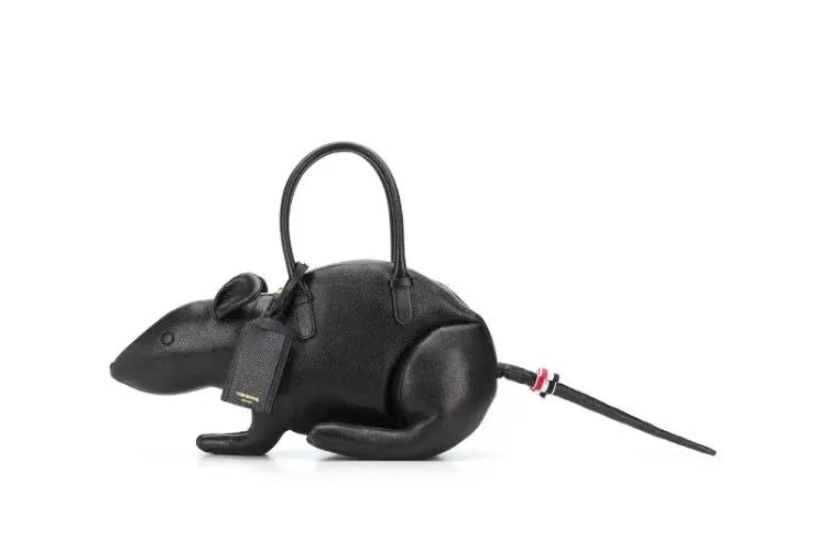 奢侈大牌推出大葱包、黄瓜包？！网友吐槽：蘸酱吃咱能炫几个…