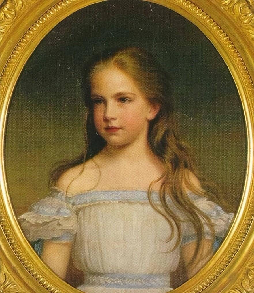 茜茜公主害死女儿,茜茜公主被母亲陷害