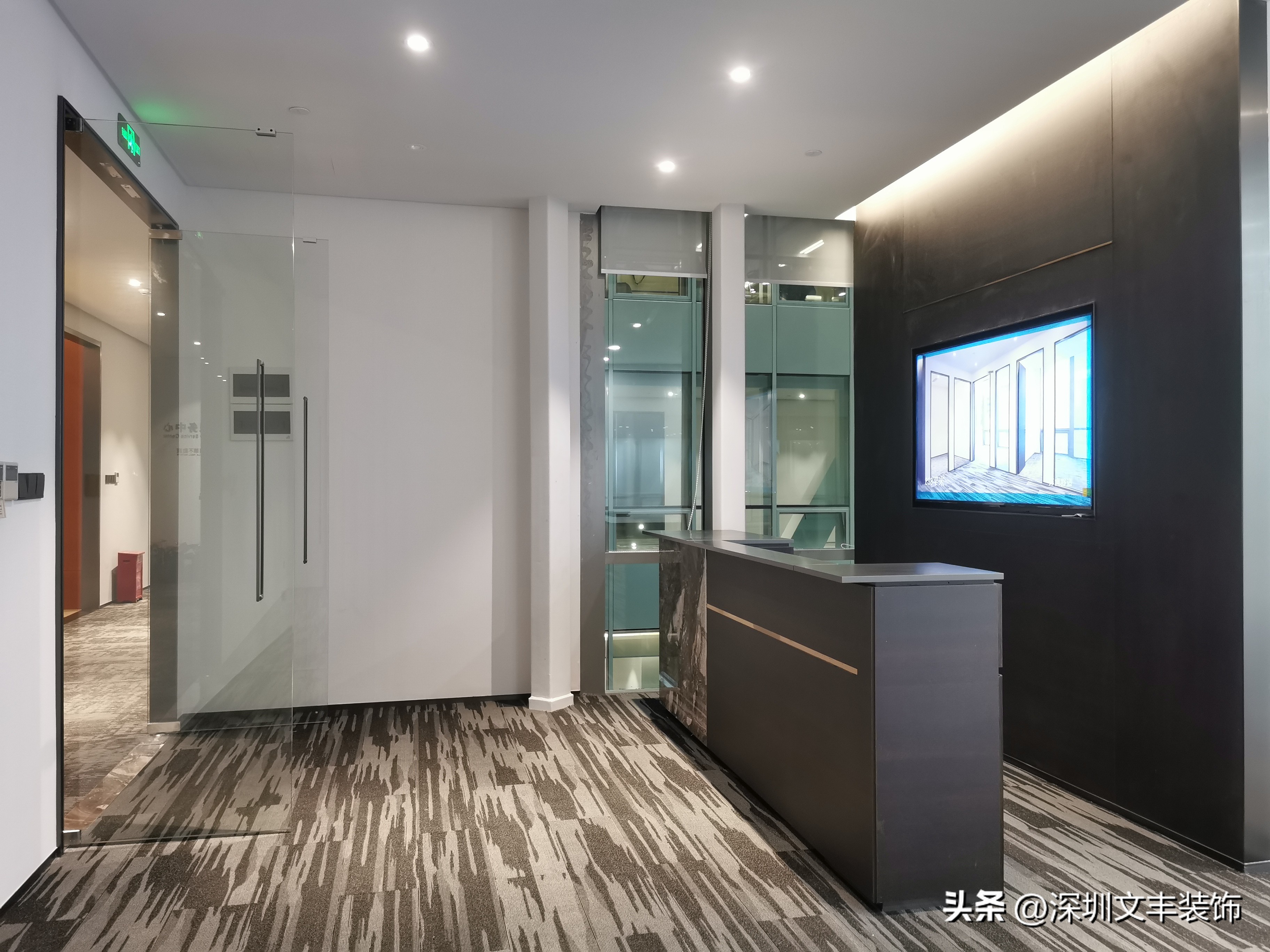 装修地毯的正确铺法,装修过程中地毯哪个阶段铺比较好