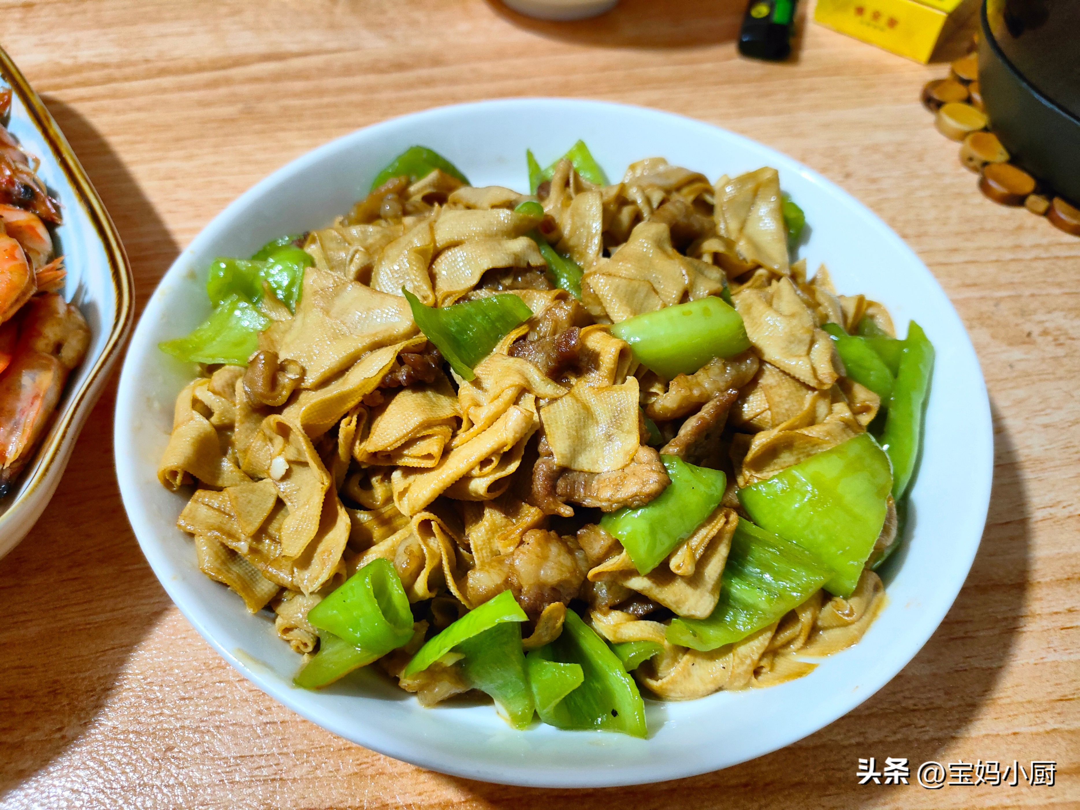 一家四口秋季晚餐，6道菜，补而不燥，荤素搭配，全家喜欢