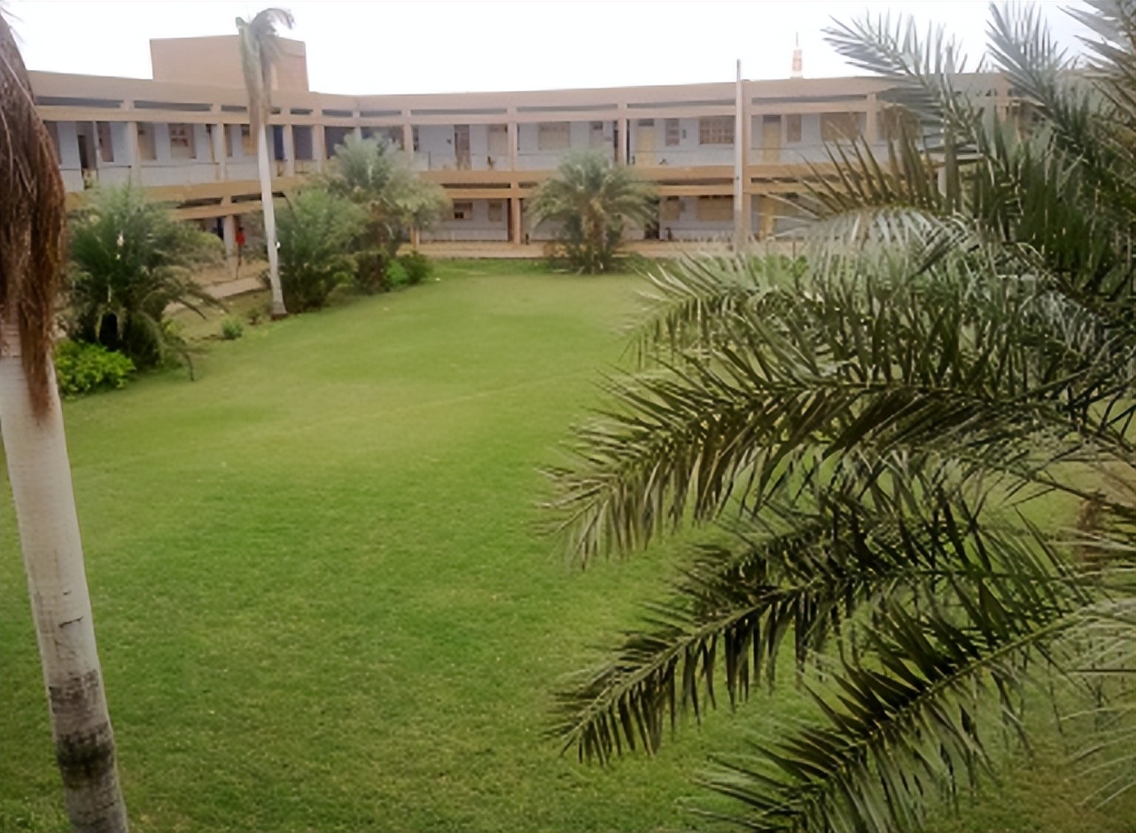 中国小伙在非工作5年，被很多非洲女孩倒追，没见面就打电话示爱