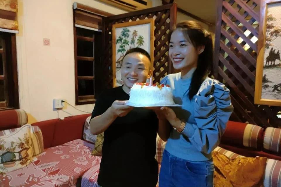 中国大叔娶了18岁老挝美女,41岁大叔娶21岁老挝美女