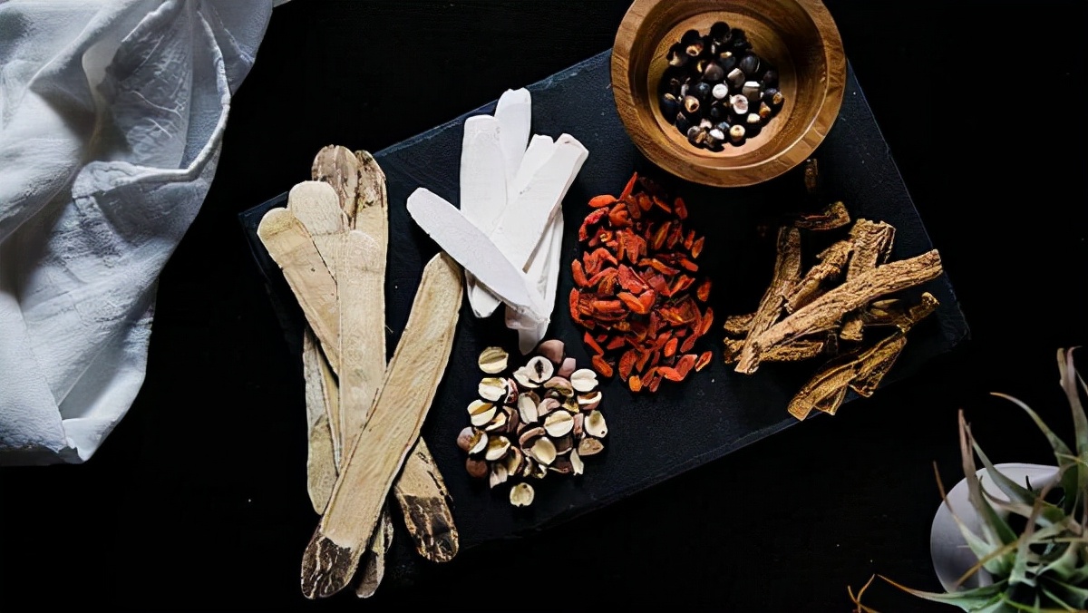 强直性脊柱炎联合用药,治疗强直性脊柱炎药物原理