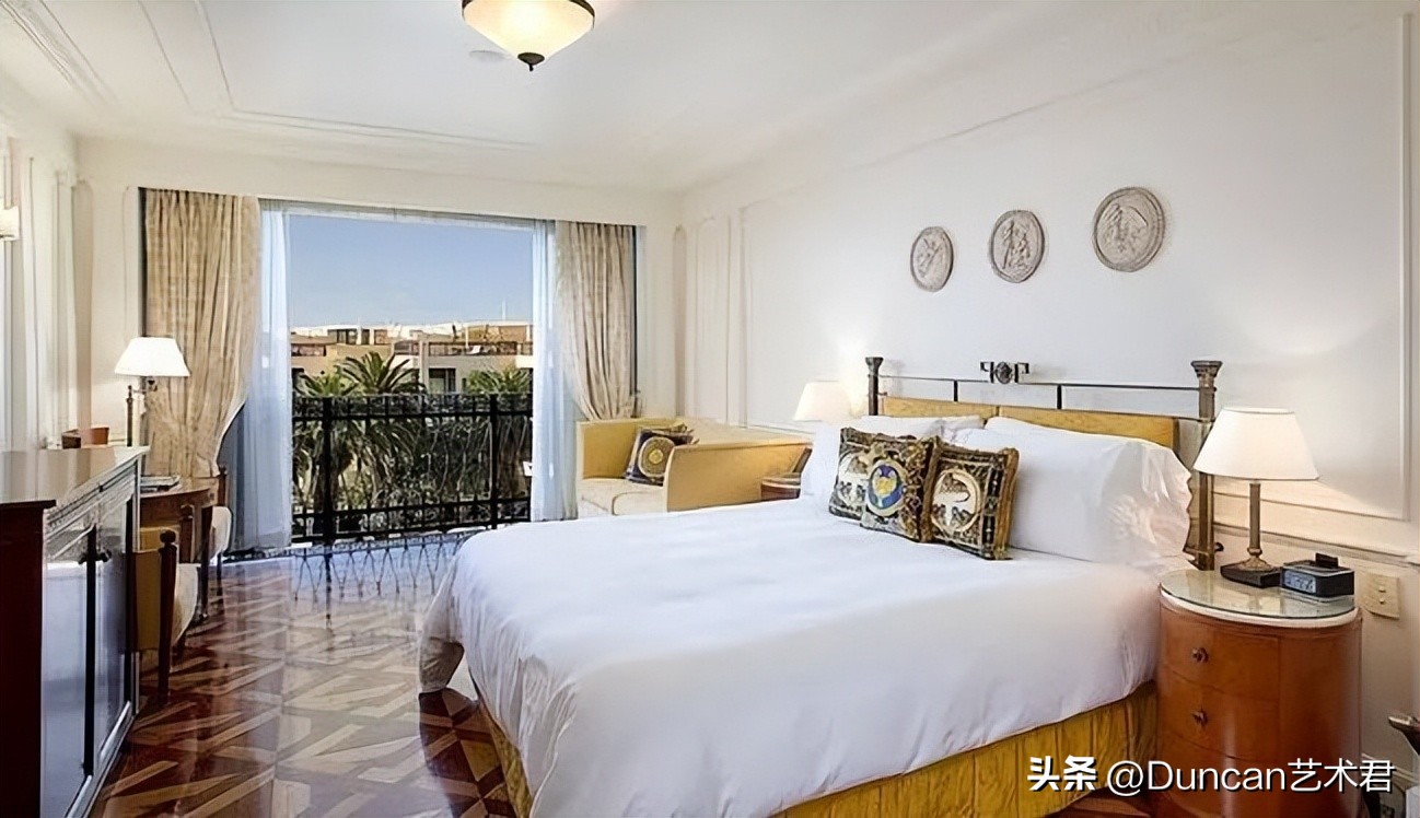 奢侈品跨界玩起酒店，还有你们设计师什么事！