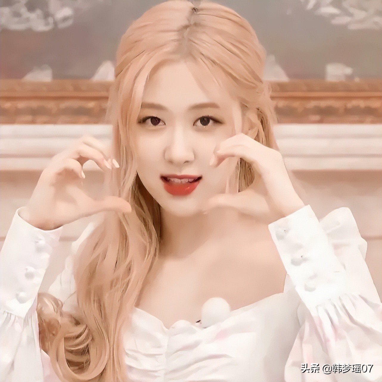 朴彩英ros出圈造型,朴彩英ros为什么这么火