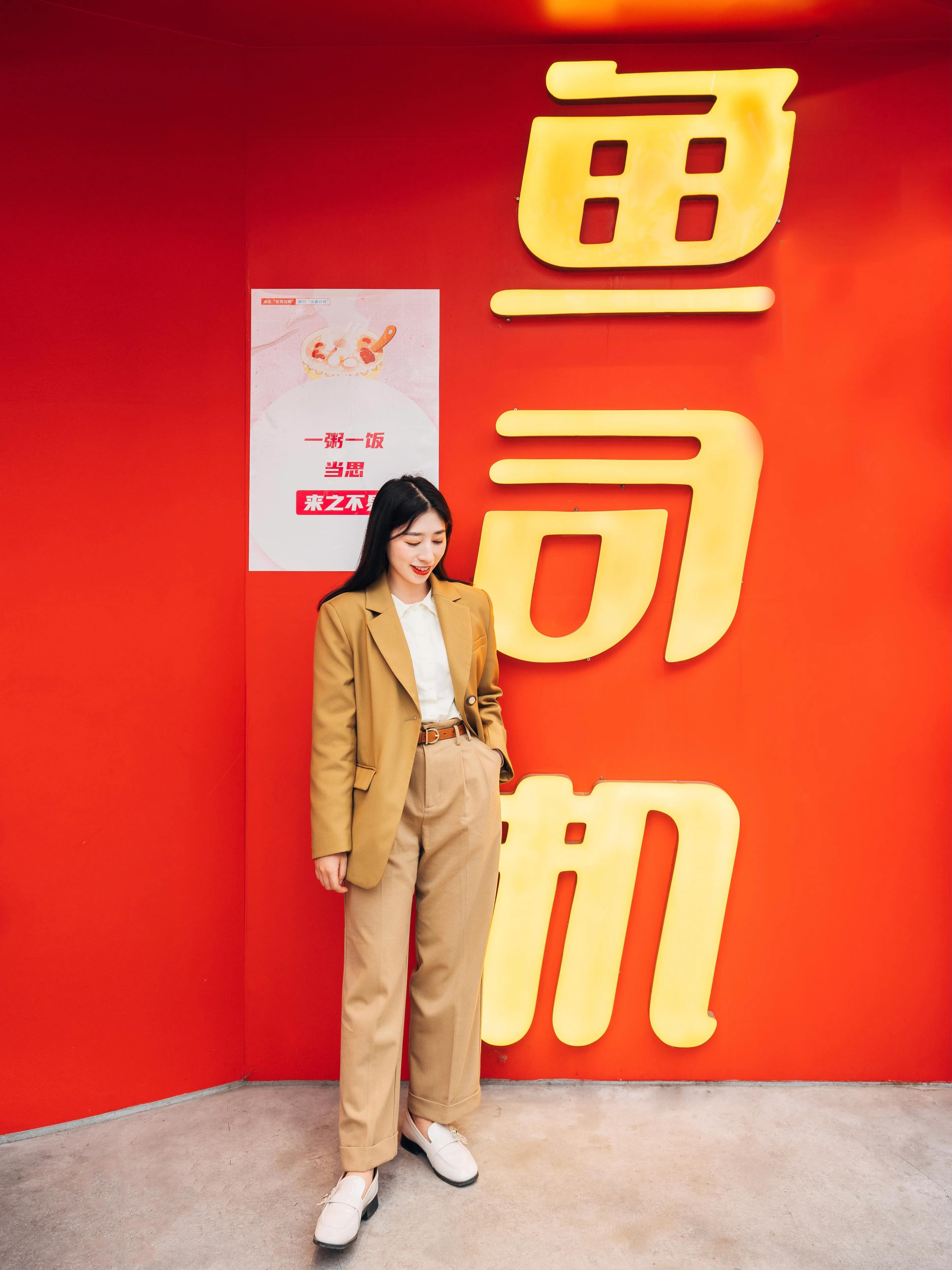 重庆推荐石锅鱼,重庆南滨路蒸汽石锅鱼